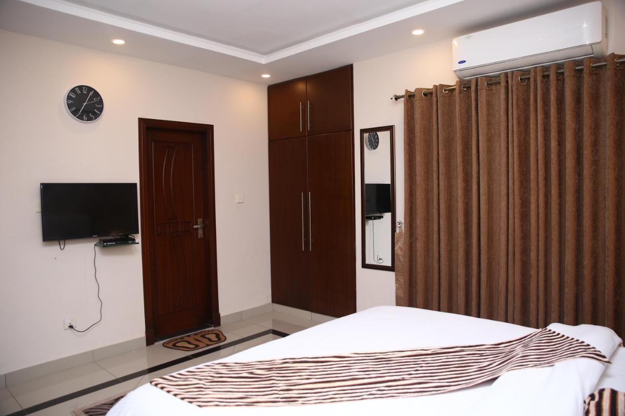 Hotel Safari Club 3 Bahria Town à Rawalpindi Extérieur photo